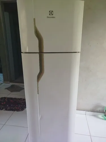 Geladeira Electrolux 600,00