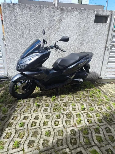 PCX 2024 com apenas 2800km