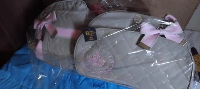 Vendo 2 bolsa maternidade novas