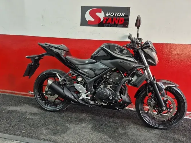 YAMAHA MT03