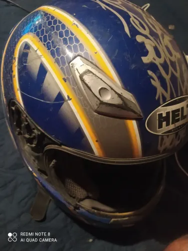 Capacete HELT