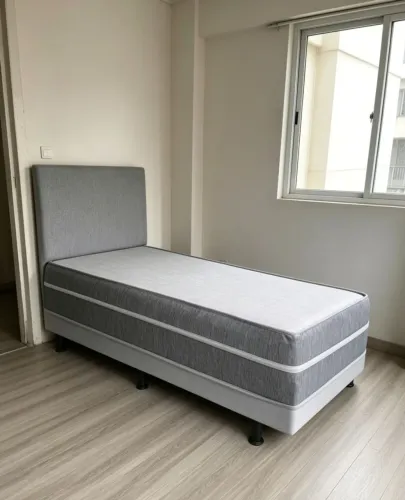 Cama Box solteiro conjugada semi nova.Entrego