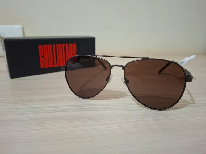 Vende-se óculos de sol Chili Beans NOVO