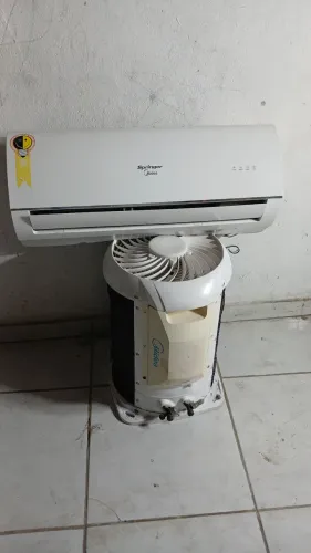 Ar condicionado já estalado 
