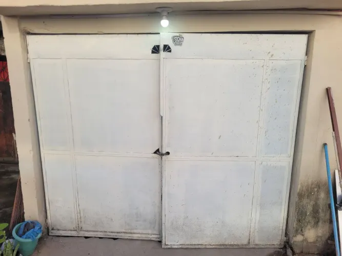 Portão de Garagem de Ferro