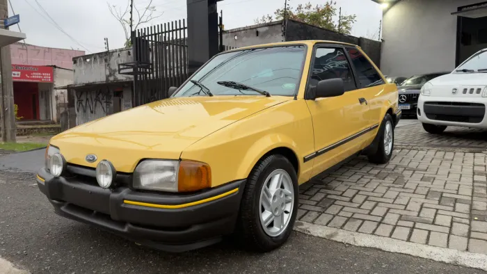 Ford Escort XR3 1.8 / 1.6 Beneton/form./laser 1988