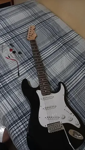 Guitarra elétrica