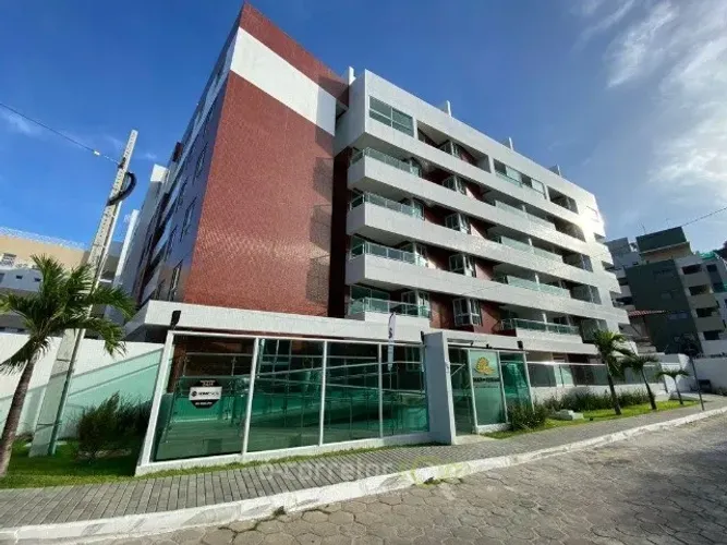 Á Venda Apart. Cabo Branco, 60m² 02Qtos,01 Suíte, Varanda 4º andar, Sul