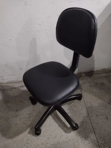 Cadeira de escritório secretária