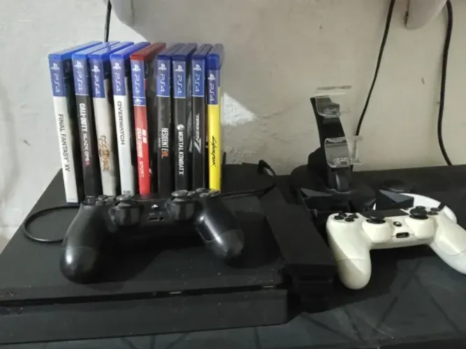 PS4 SLIM