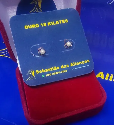 Brincos Pérola Trevo Infantil ou Segundo furo 2 mm Ouro 18 Kilates