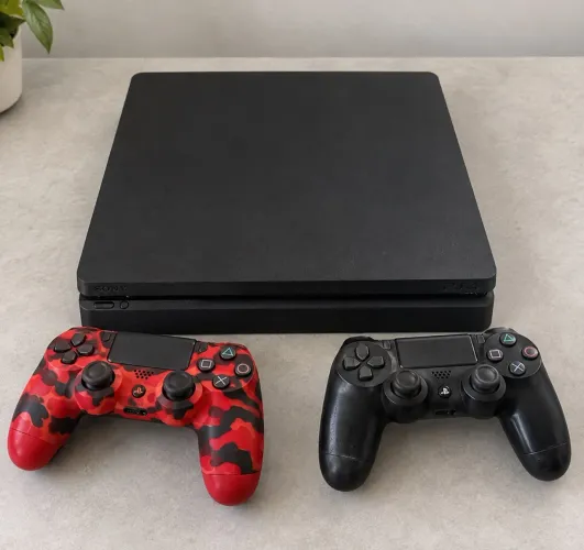 PS4 Slim