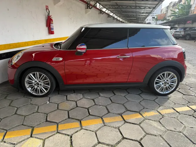 Mini Cooper S 2.0 Turbo 16V 3P Aut. 2015