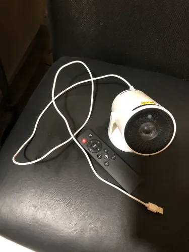 Projetor Caixa de Som Espaço 