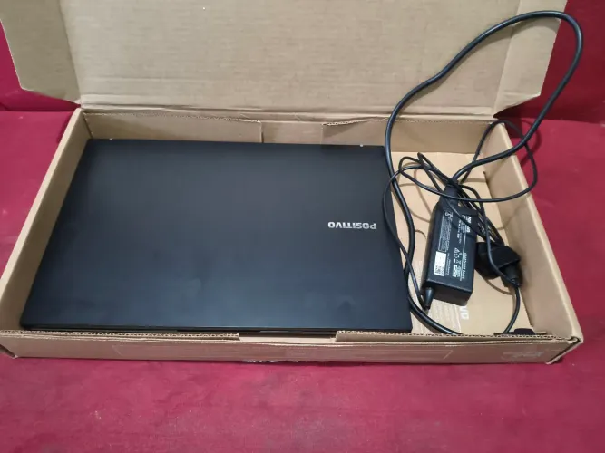 Notebook Positivo Vision R15M | Ryzen 5 | 8GB RAM | SSD 256GB | Perfeito Estado