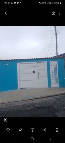 Casa Individual- próximo estação Guapituba