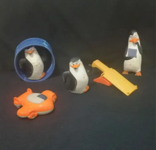 Bonecos Os Pinguins de Madagascar