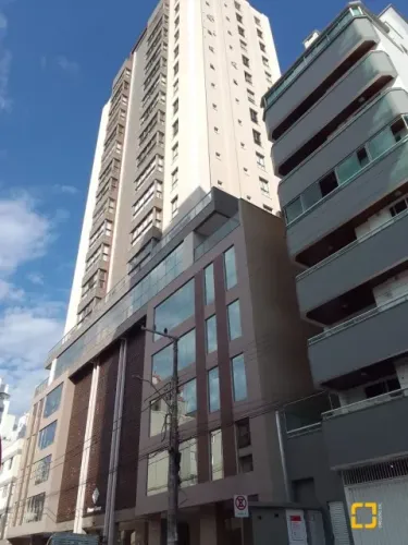 PORTO TAWNY - APARTAMENTO COM 04 DORMITÓRIOS EM BALNEÁRIO CAMBORIÚ