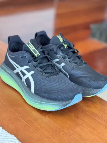 Tênis Asics Nimbus 27