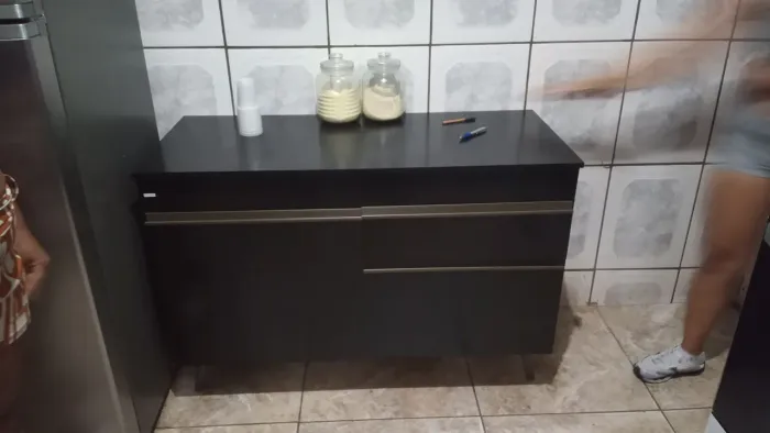 Montador de móveis e reparos elétricos e demais serviços