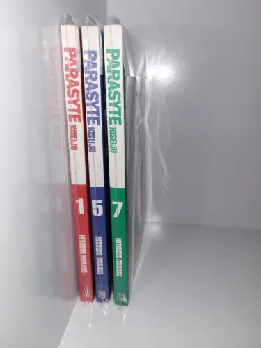Parasyte volumes 1 e 5