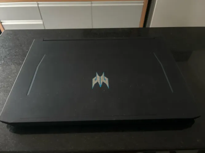 Computador predator helios 300