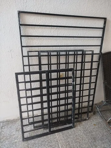 Vendo 04 grande de alumínio