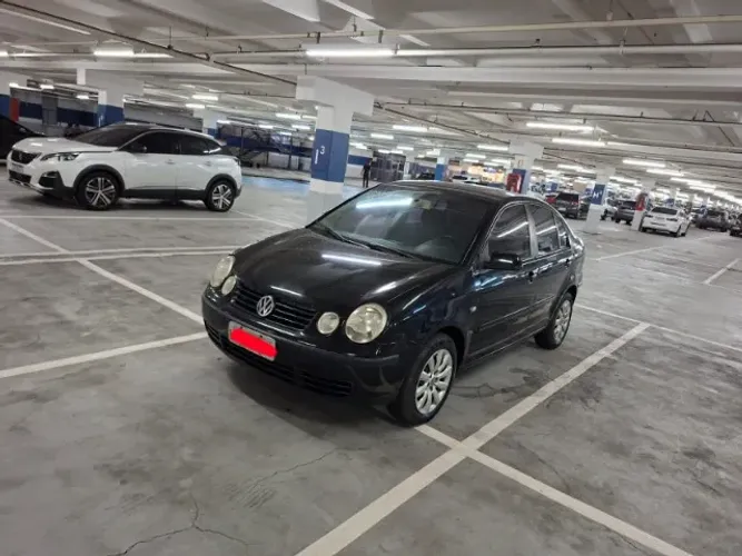 Volkswagen Polo Sedan 1.6 MI 101cv 8V 4P 2005
