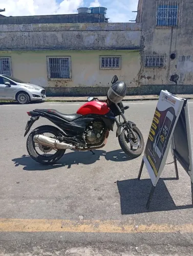 Para vender logo CB 300 rodando normal