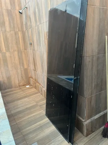 Box Fumê para um Banheiro