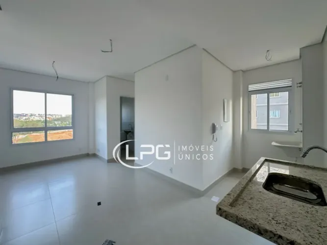 Apartamento com 2 dormitórios à venda, 46m² por R$ 340.000,00 - Vívere Residencial - Indai