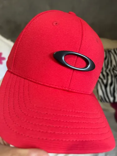 Boné Oakley Tican Novo
