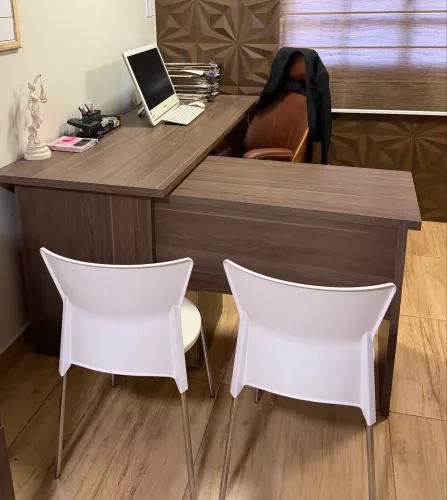 Venda de móveis de escritório completos