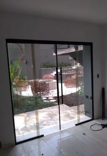 Porta de vidro blindex 4 folhas COMPLETA sem furação de fechadura 2,40x2,10 altura
