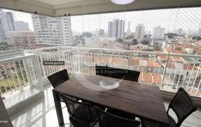 varanda gourmet e 2 suites a 200 metros do metrô