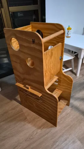 Torre de aprendizagem bebrinquê
