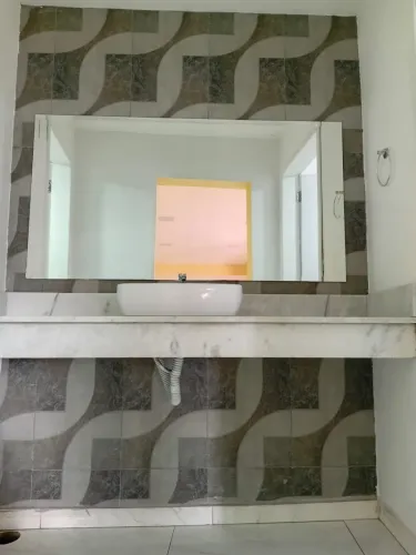 Sala comercial no coração do portão