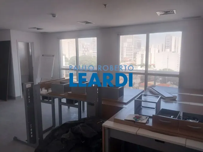 CONJ. COMERCIAL - PERDIZES - SP