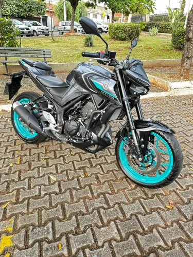 Yamaha MT 03 2025 5 mil Km