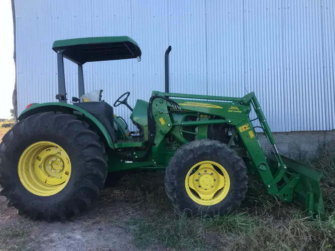 Trator 6125 J 