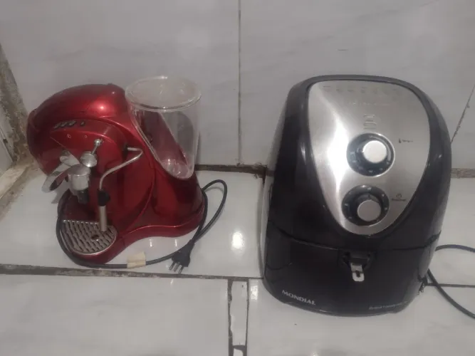 Cafeteira expresso e Airfryer 