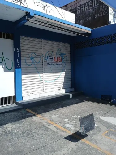 ÓTIMO PONTO COMERCIAL NO CORAÇÃO DO MONTESE