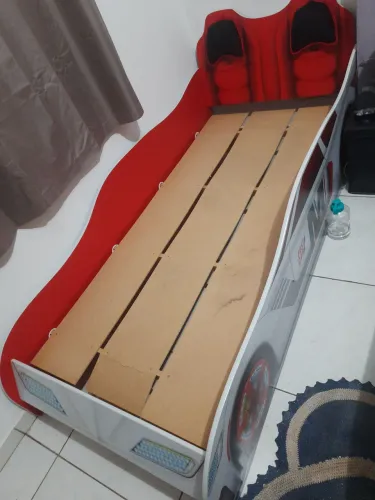 Cama carro