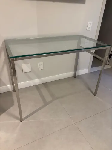 Mesa de vidro estudo , decoração , sala de estar