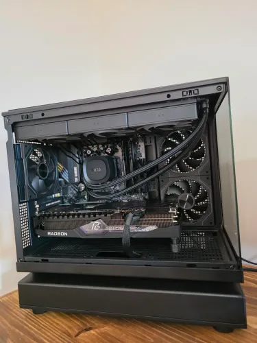 PC Gamer Ryzen 7 5700X3D, RX 7800XT 16GB, 32GB RAM, 512 M.2