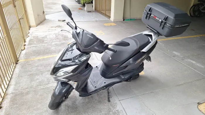 Honda Elite 125 2024 | 31.000 km | 45 km/litro | Baú para 2 Capacetes | R$ 12.500