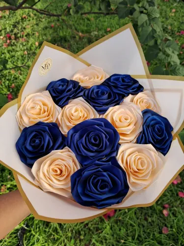Buquê 14 rosas 
