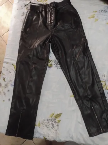 Calça couro legítimo chileno