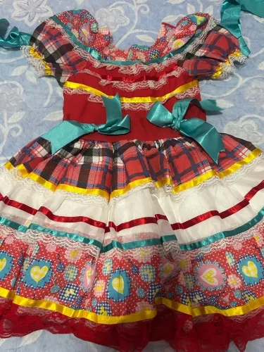 Roupa junina infantil 
