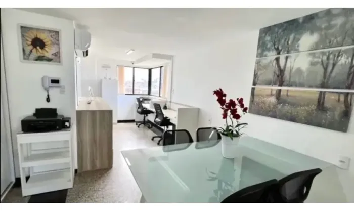 Excelente oportunidade de sala comercial